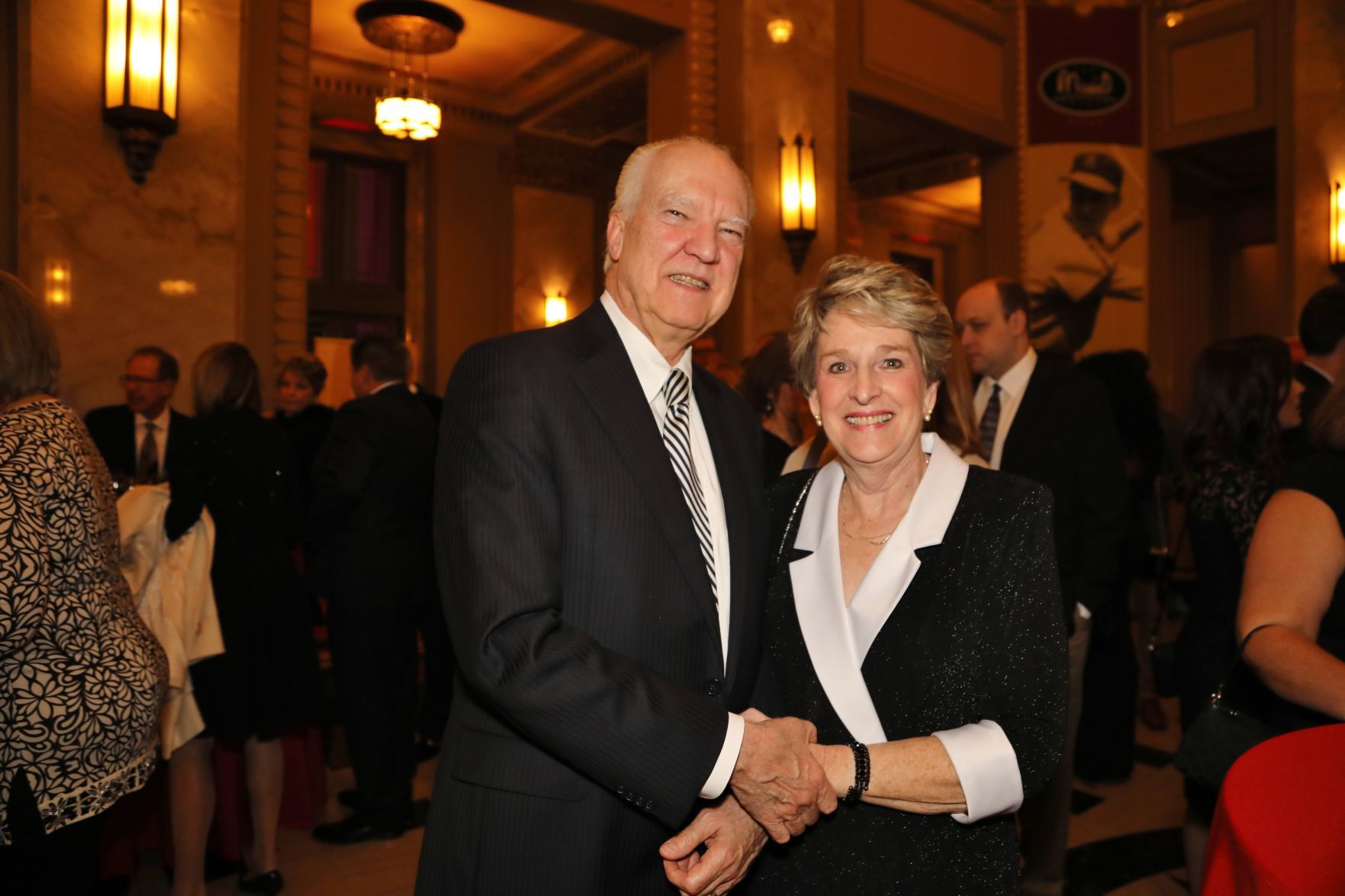 Larry Absheer, Jan Lang